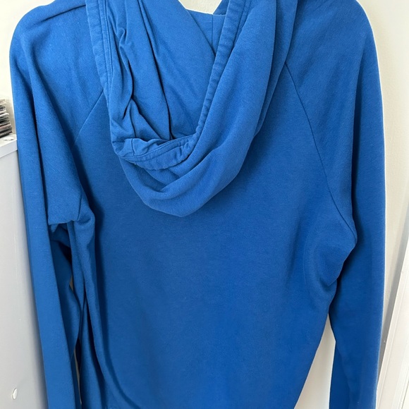 under armour men’s blue hoodie - Picture 2 of 3
